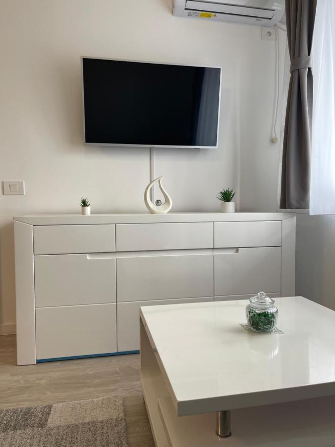 Phoenix Luxury Apartment Oradea Luaran gambar