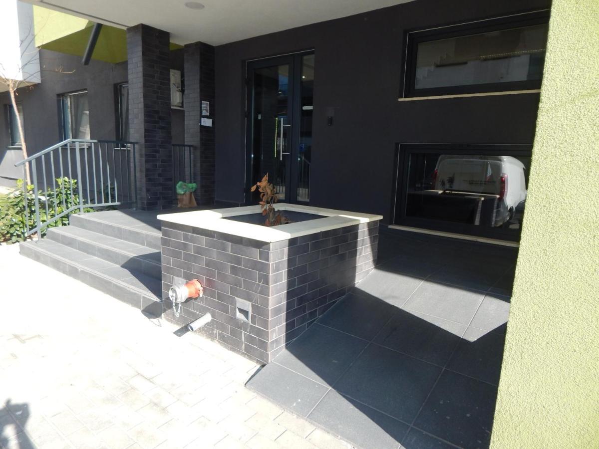 Phoenix Luxury Apartment Oradea Luaran gambar